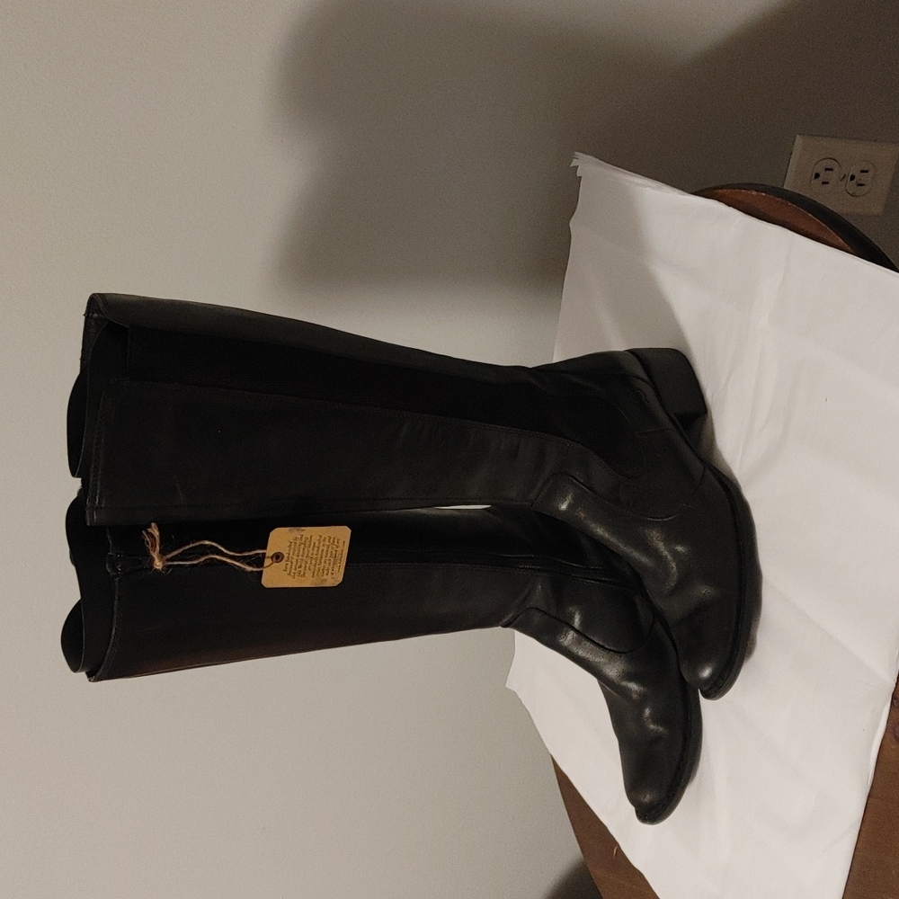 EUC BORN black leather riding boots